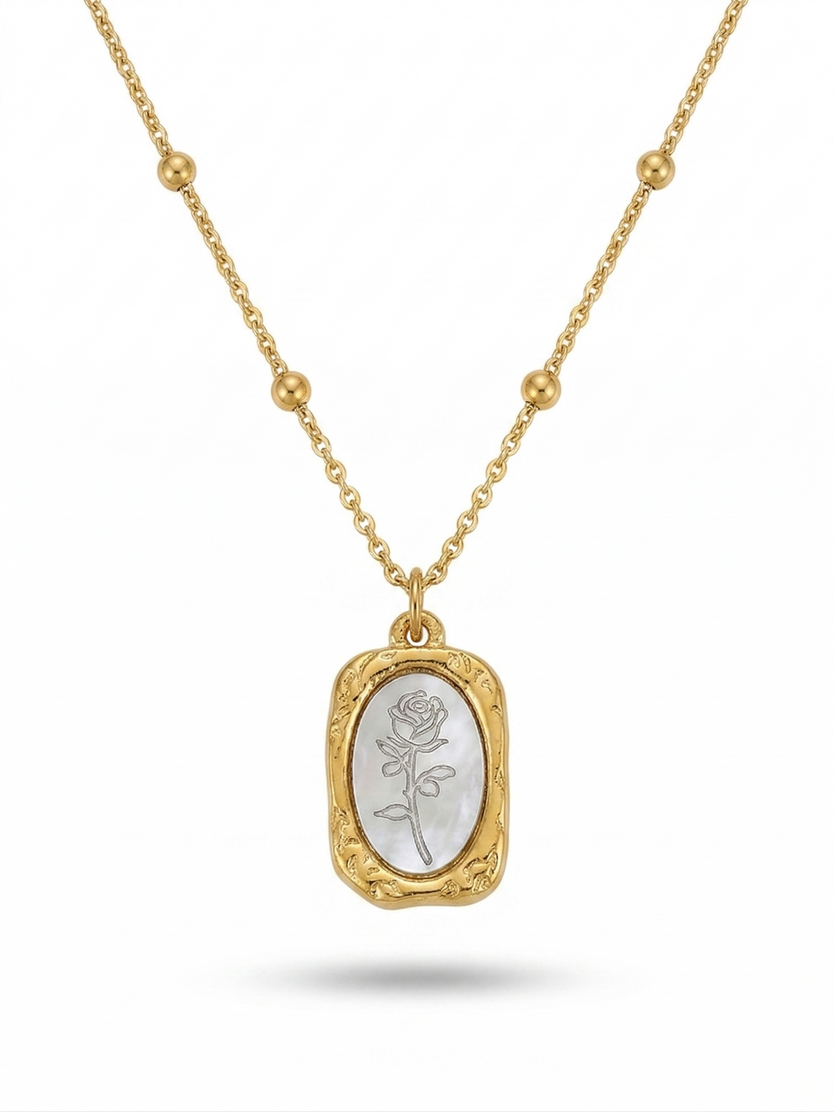 Anti-tarnish 18K gold-plated vintage rose medallion satellite necklace.