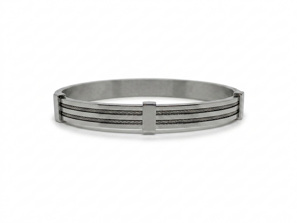 Anti-tarnish silver cable-textured kada bracelet.