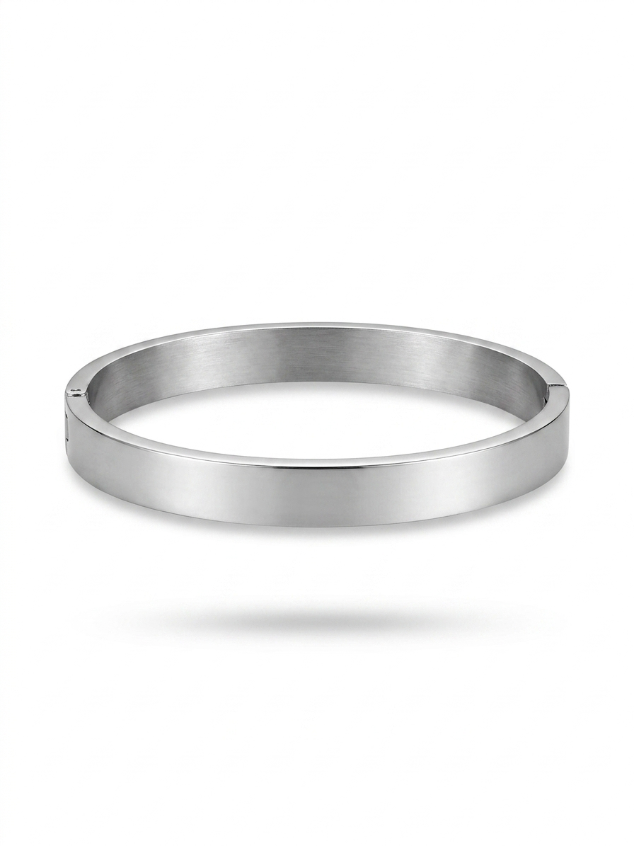Anti-tarnish sleek silver bangle bracelet for men.
