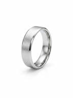 Men’s Beveled Edge Matte Band