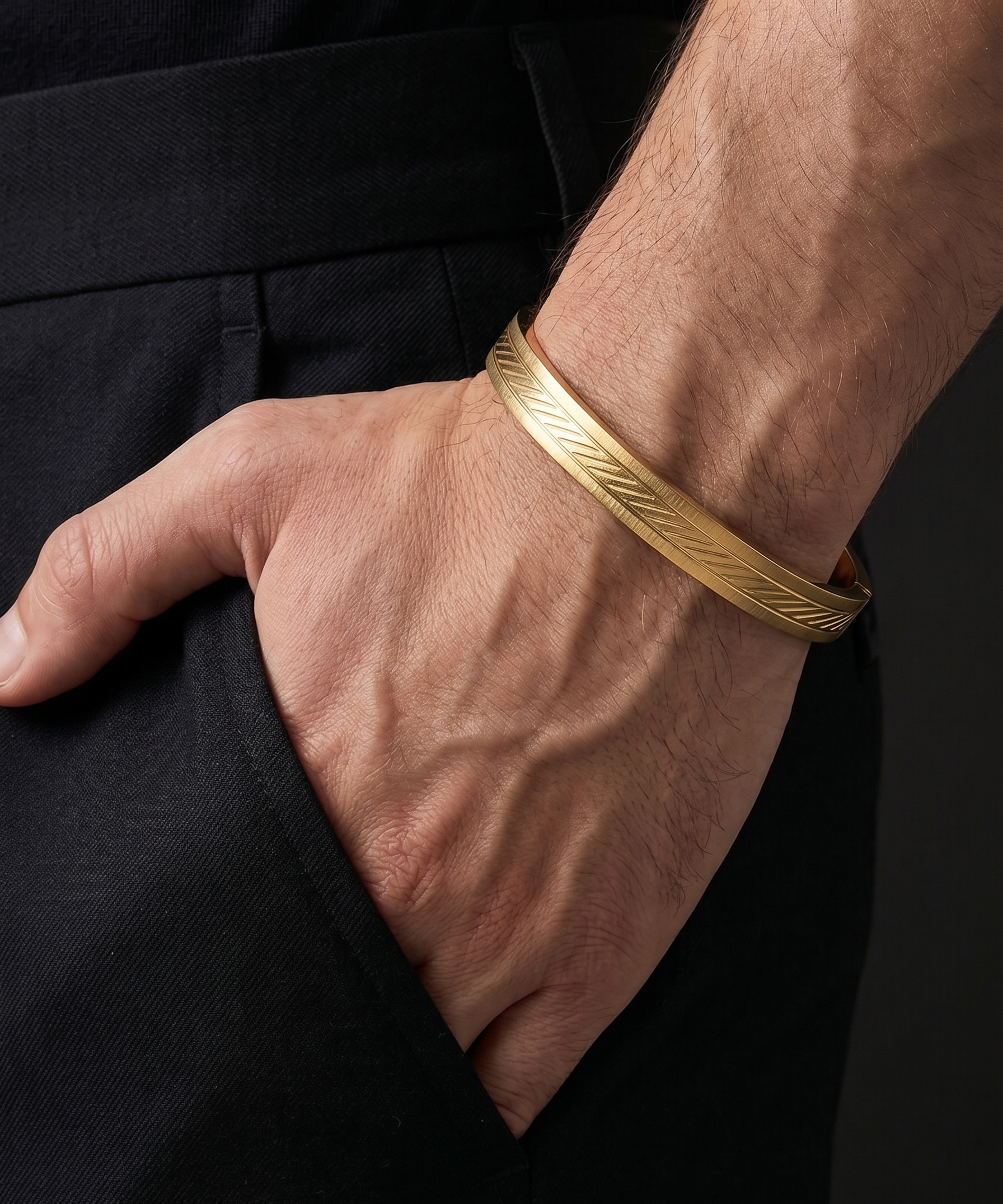 Linear Etch Gold Men's Bracelet - 18K Gold Plated