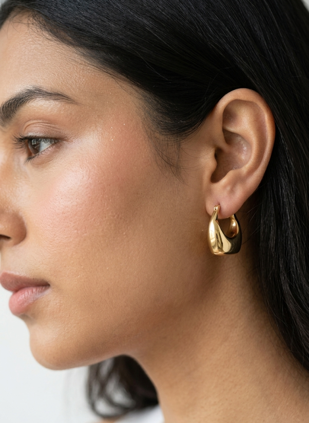 Anti Tarnish 18K Gold Plated The Sculpted U-Hoop Earrings for Women